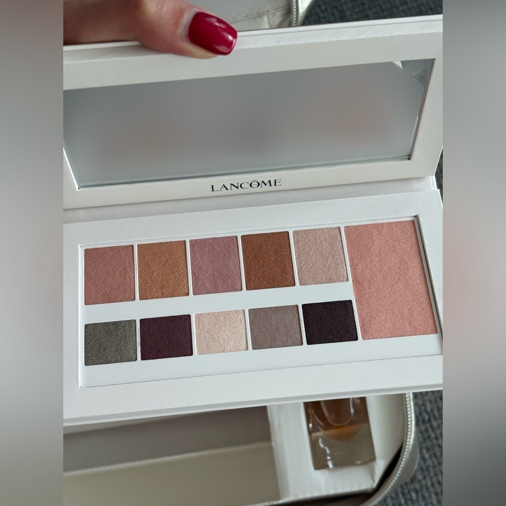 LANCOME Luxury Gift Set – Full & Travel Sizes + Large-rose Embossed Pouch - Picture 11 of 16